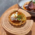 atelier HANADA - サーモン　チーズ　いくら　奈良漬け　キウイ