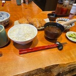 鎌倉かつ亭 あら珠 十二所店 - 