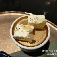 焼肉 喰心 - ■前菜　五種 ・本日の牛刺し・和牛ユッケ・和牛炙り寿司・和牛の白和え　・リンゴとヤーコンのクリームチーズ寄せ 美味しかったです。
