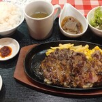 ビッグシェフ亭 - ステーキ定食(M 1298円)