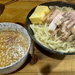 極太濁流ラーメン ら・けいこ - 酸味感じる濃厚つけ汁が(　ﾟдﾟ)ｳﾏｯ!