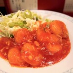 大精軒 - 小皿メニューのエビチリ