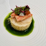 ラ・ファソン 古賀 - 紅ズワイ蟹下にナスのキャビア仕立てその下に帆立、その下が タブーレ(クスクス)バジルソース