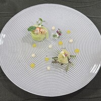 イタリア料亭 伊和桜 - 北海道帆立貝柱とズワイガニのタルターレ 根セロリと金柑のソース