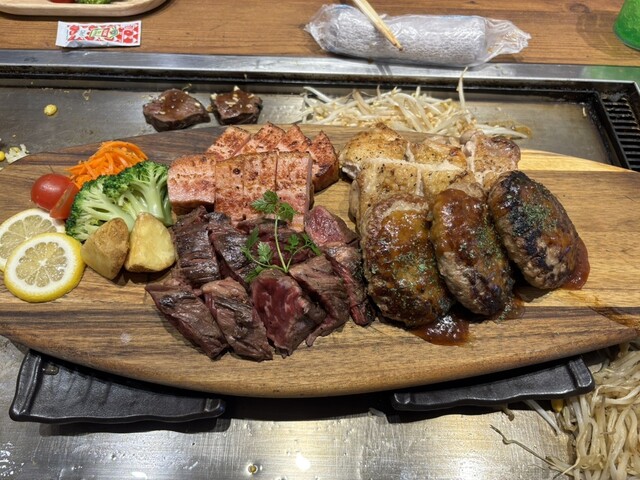 メガインディアンズ ステーキハウス 千音寺店 - 春田/ステーキ メガインディアンズ ステーキハウス 千音寺店 - 春田/ステーキ