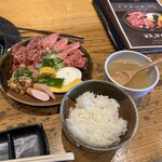 らっぱのやすべえ バイパス店 - がっつり焼肉ランチ　1980円❗️