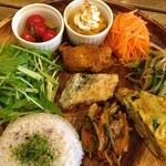 スマイルアース - 8種のお惣菜盛り合わせランチ
