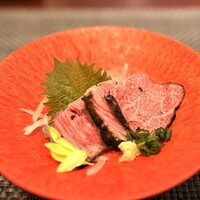 和風牛肉料理 まつもと - 和牛のたたき。