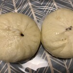 手作り豚まん専門店 龍福 - チャーシューまん