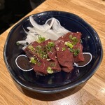 ホルモン焼肉 二九十八 - 炙りレバー厚切り
