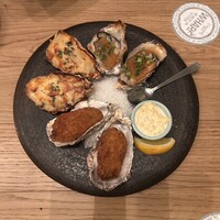 梅田 ワーフ - 岡山県瀬戸内地産焼き牡蠣
                    広島県呉産カキフライ
                    兵庫県坂越産牡蠣グラタン