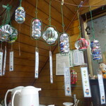 丸八酒店 - 空き缶で作った飾り物が素敵ですね