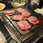 四谷三丁目 大衆焼肉 暴飲暴食 - 