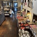 Peter's - 種類繁多，還有咖啡廳