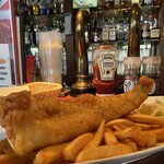 フィッシュ&チップス　ラージ　2,200円