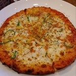 CaCa Grill ＆ Pizza 杉田店 - しらすのピザ