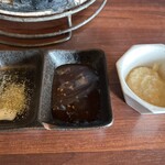 ブラックマーケット - タレとニンニク