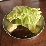 ブラックマーケット - お通し　キャベツ