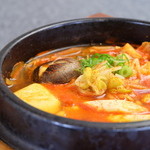 Tetchan hotpot (with udon)