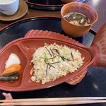 瓔珞 - 鯛めし、いぶりがっこと大根とにんじんの糠漬け