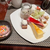 ロビーラウンジ 「マーブルラウンジ」 ヒルトン東京 - 