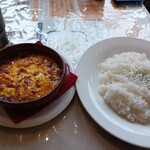 印度屋 - 焼きチーズカレー､中辛 (クセになる痺れる辛さ！)