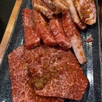 ほるもん焼肉 たけし - 