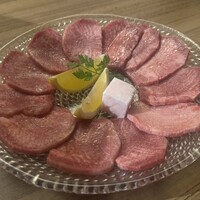 炭火焼肉寅二郎 - 
