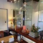 プロバンス・ブルー - 玄関入って階段降りたお部屋