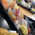 海鮮お食事処 銀蔵 - 特選お造り定食
