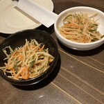 秘伝手羽先唐揚げと地鶏 焼き鳥 和個室 居酒屋 鳥心 横浜駅前店 - 