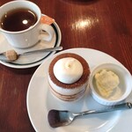 トラットリア DE 日光里 - 