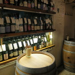 アヒルストア - コージーな店内2