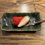 温石 - いちご(きらぴかと秋姫)