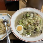 名代ラーメン亭 博多駅地下街店 - 