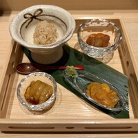 広島 鮨 まつもと - ・特上雲丹食べ比べ
                    (北海道産 塩水馬糞雲丹、馬糞雲丹、紫雲丹)