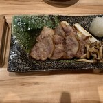 手打ちそば 山商 - 鴨焼き