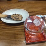 蕎麦 しらいし - 一杯目は焼き味噌で酔鯨 昔は真澄をよく呑んだ