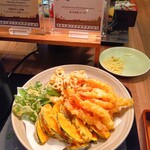 レストラン＆バー 17CLUB （アパホテル＆リゾート 大阪なんば駅前タワー） - 