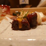 伯雲 - 黒毛和牛の炭火焼き