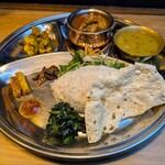 LOVE NEPAL - 料理写真:ダルバート チキン