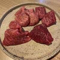炭火焼肉 肉の匠 ひうち - 