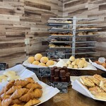 Landmarks Coffee&Baker - 