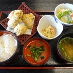 阿蘇 丸福 - 骨つきから揚げ定食