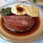 ロウリーズ・ザ・プライムリブ 大阪 - メインのオーサカカット！（3400円＋税）