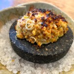 そばの実 一閑人 - 白神のめぐみのアテは「焼き味噌」
      爽やかな柚子の香りと、歯触りの良い蕎麦の実入り