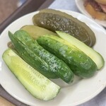 KATZ'S DELICATESSEN - 