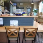 軽食喫茶 ノアズアーク - カウンター席5席のみ