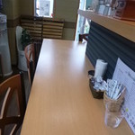 軽食喫茶 ノアズアーク - カウンター席のみ