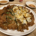 Korean kitchen YON - チヂミ　ビールが進むね